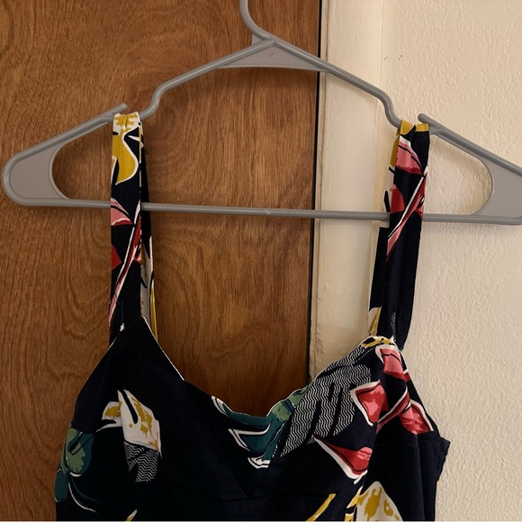 Rebel Love brand dress in a size medium. Very good condition, with pockets - Picture 3 of 11